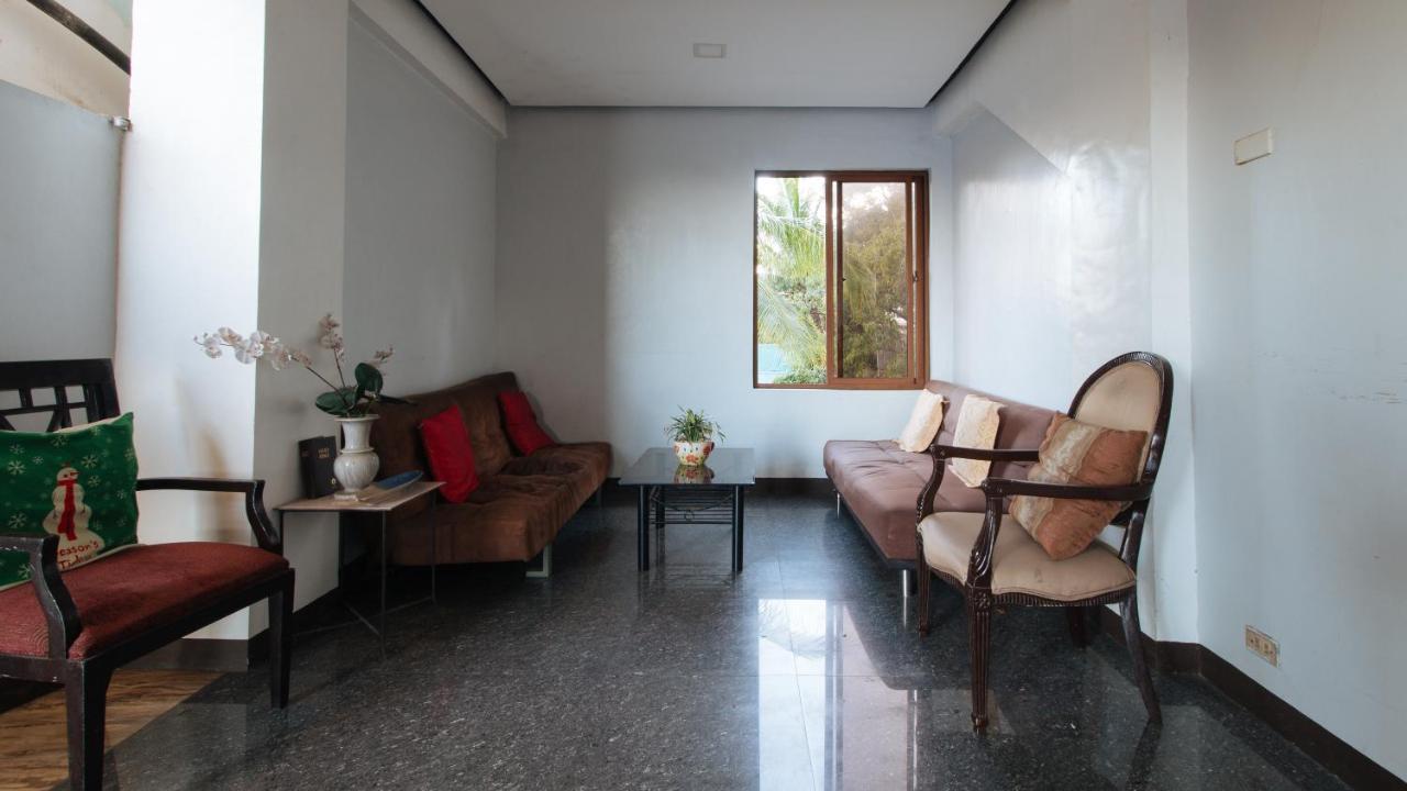 Reddoorz Plus @ Melsol Metro Vigan City Exterior foto