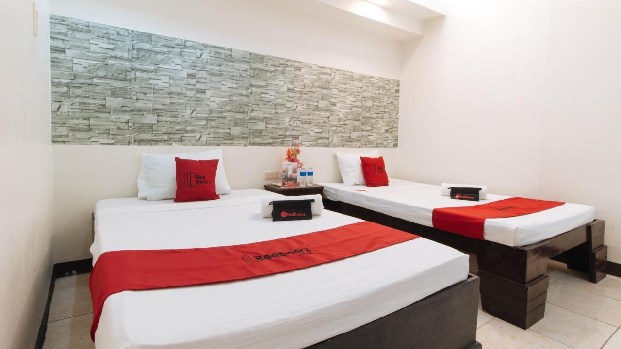Reddoorz Plus @ Melsol Metro Vigan City Exterior foto
