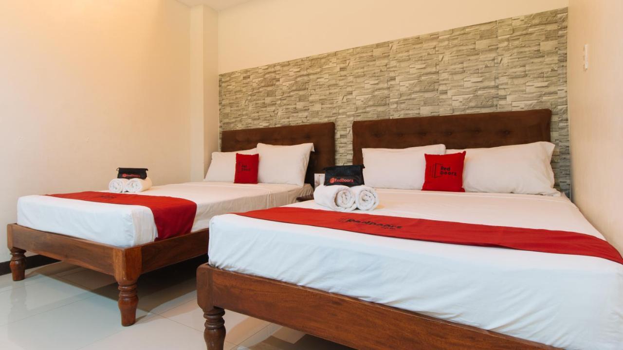 Reddoorz Plus @ Melsol Metro Vigan City Exterior foto