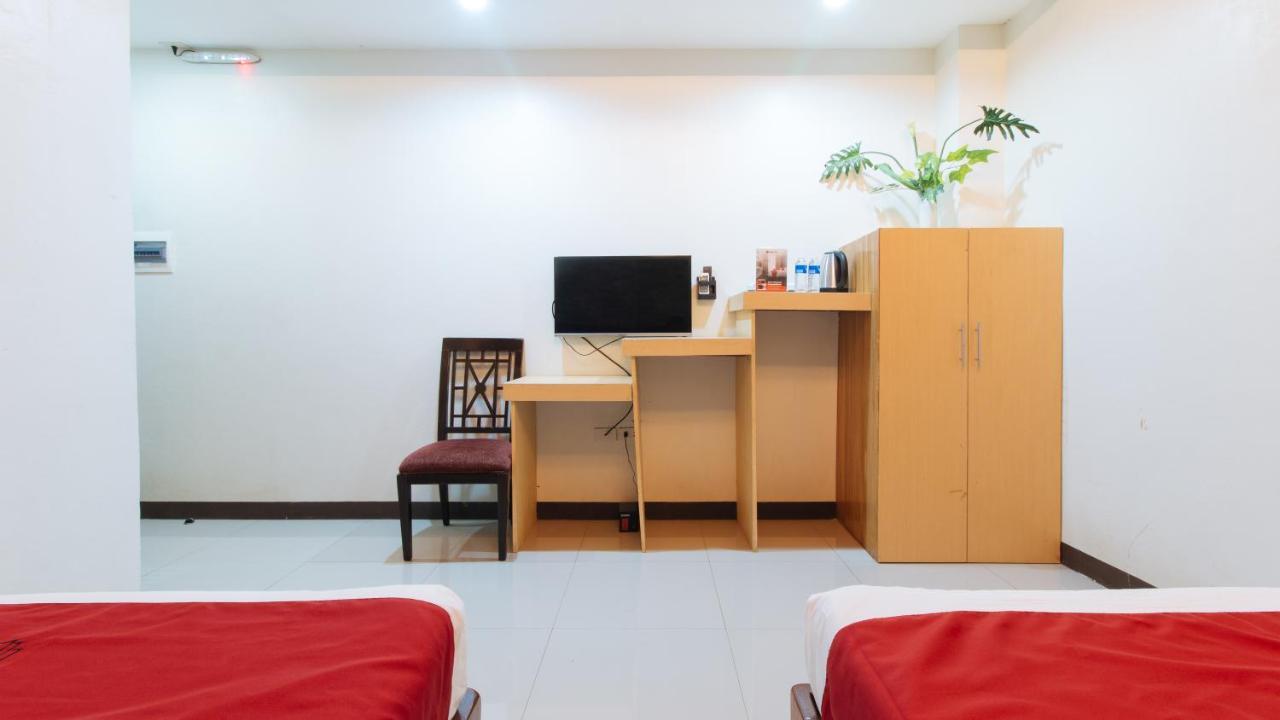 Reddoorz Plus @ Melsol Metro Vigan City Exterior foto