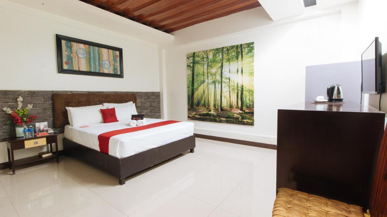 Reddoorz Plus @ Melsol Metro Vigan City Exterior foto